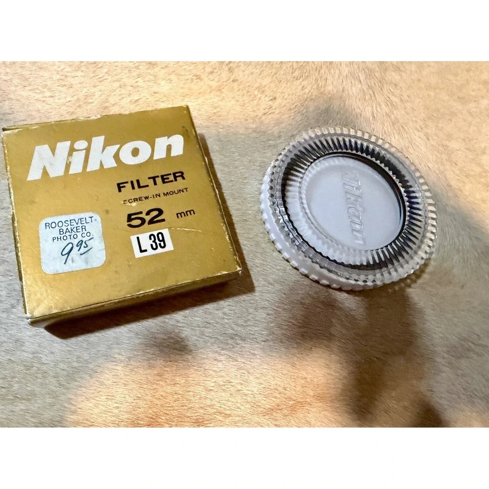 Nikon L39 52mm Screw-In Filter UV Haze Lens Protector Vintage Made in Japan Box